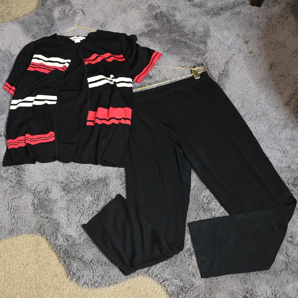 Misook Black and Red Women's Trousers Set